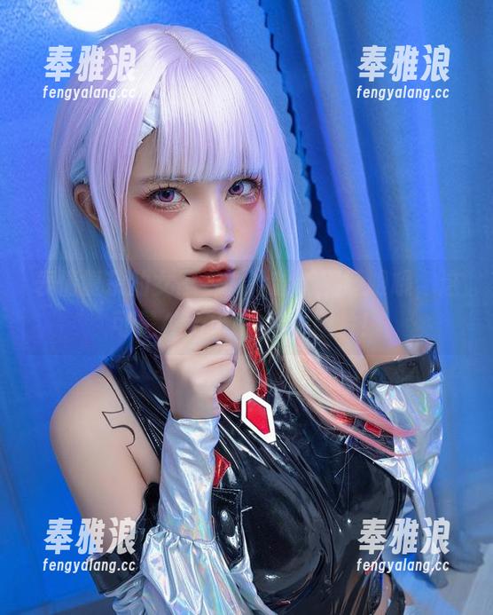 表情复杂的女忍者，哈哈，别眨眼哦，这可是Azami的精彩图片！