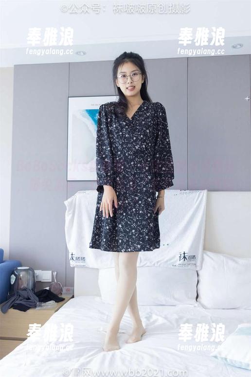 BoBoSocks袜啵啵-小甜豆 BoBoSocks袜啵啵 - 小甜豆的高清黑丝,脚尖加固,仿佛在说“我可是有底气的哦!”