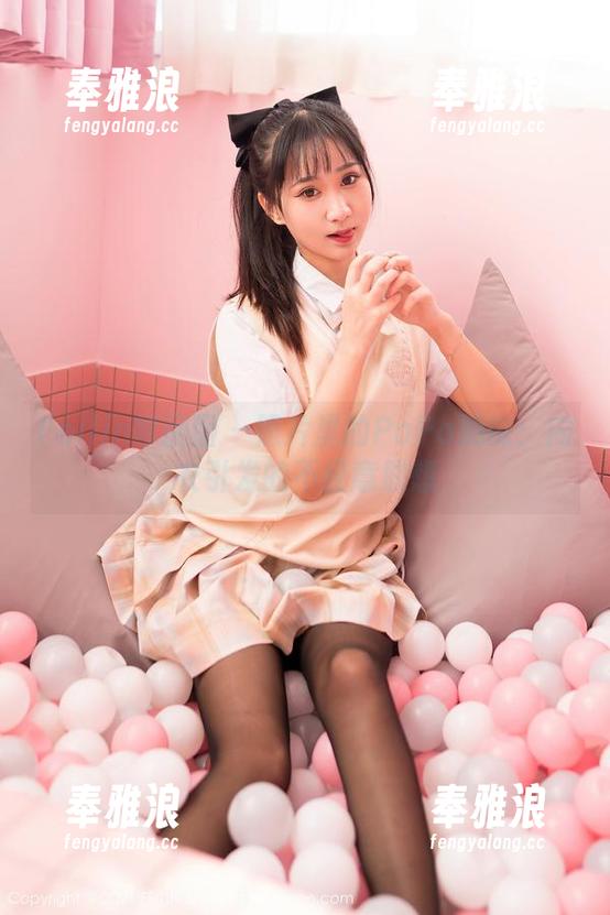 Feilin嗲囡囡-PaPa妈咪 Feilin嗲囡囡 - 照片里的PaPa妈咪:内衣引发的不经意联想
