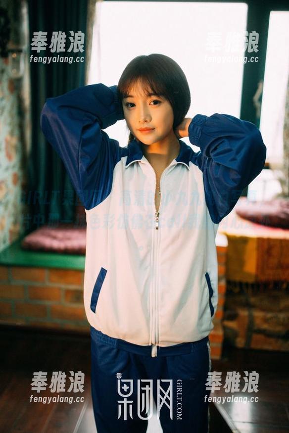 GIRLT果团网-小九九 GIRLT果团网 - 高清的小九九纯白写真,片中那一抹色彩仿佛在call我的内心深处。
