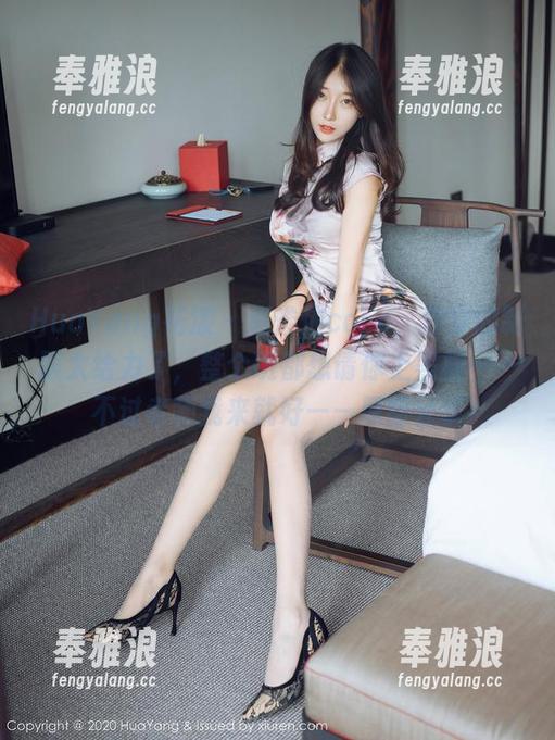 HuaYang花漾-赵惟依coco HuaYang花漾 - 赵惟依coco,你穿的制服太给力了,整个班都想请你上黑板……不过老师我来就好——原图分享