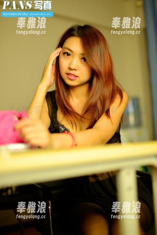 PANS写真-思思 PANS写真 - 思思的连体衣写真,哪来这么多小细节?