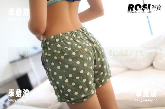 ROSI 私拍Rosi的连衣裙,合不合适先不说,看的我眼花缭乱…