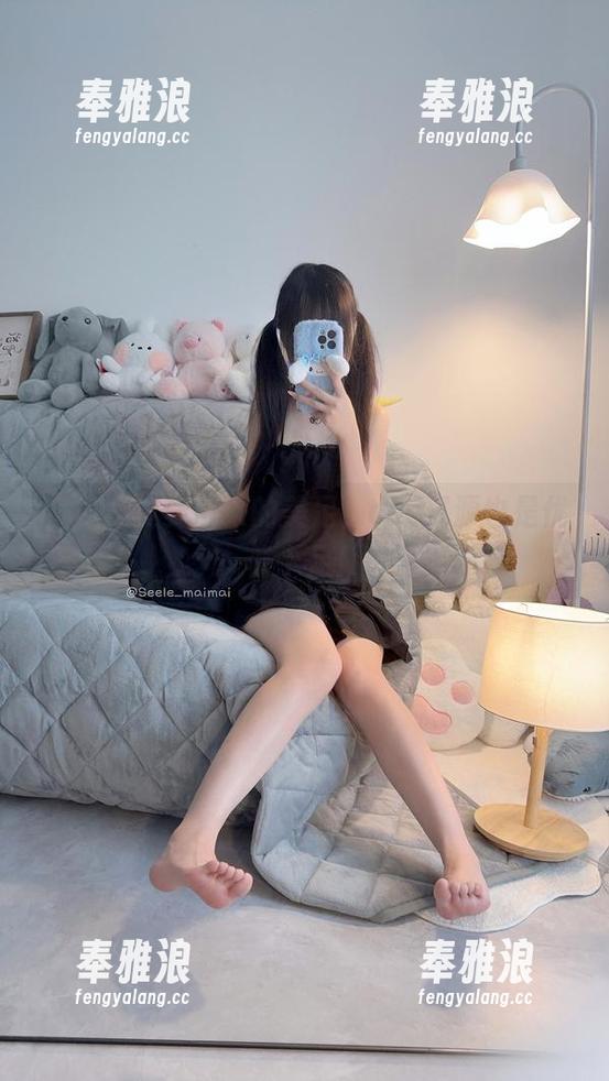 Seele麦麦 Seele麦麦带来的美足,cos资源也是优雅十足!