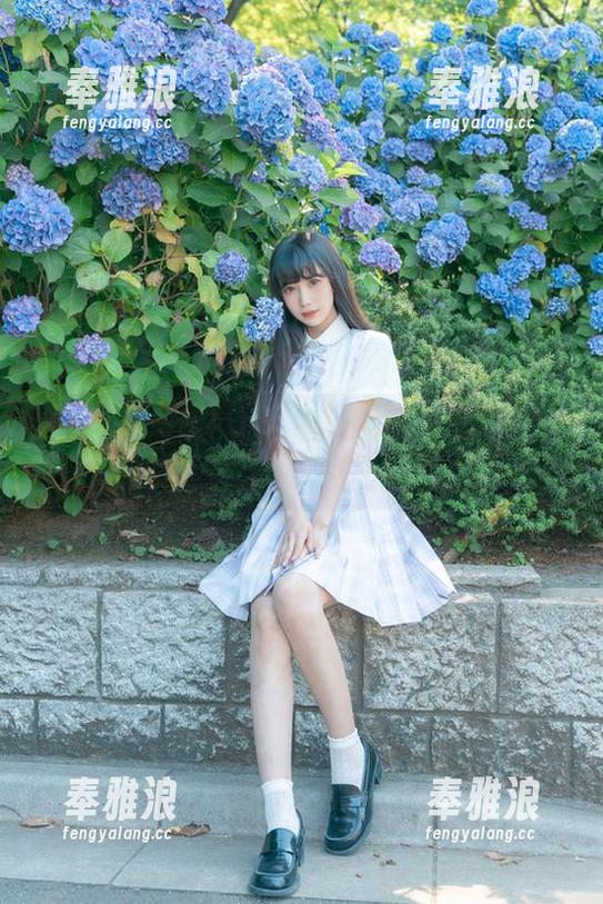 Shika小鹿鹿 浴缸里的Shika小鹿鹿,随便来一张写真吧