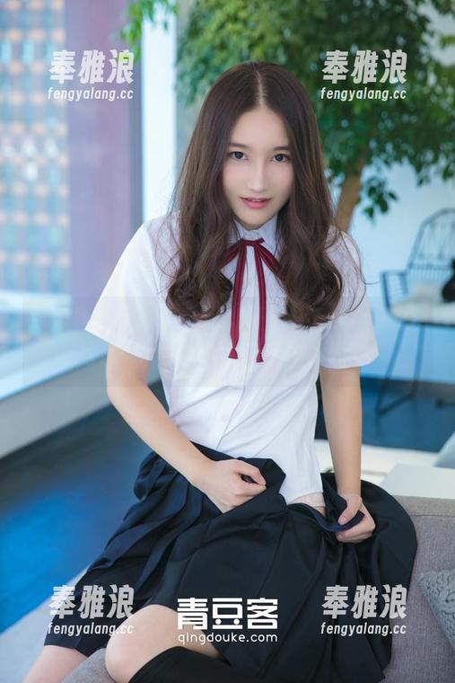 TGOD推女神 - 看这张汪佩妮Penny的海边原图，如何才能不走神呢？