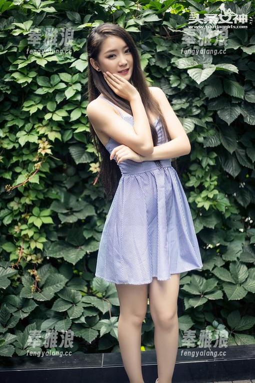 TouTiao头条女神 - 最新黑白剧场：李丽莎带你走进一个只有黑白的梦，听起来不错哦。