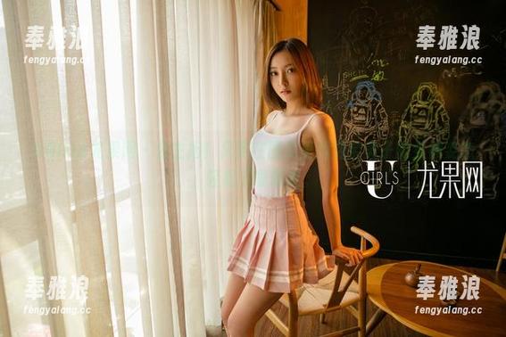 UGirls尤果网 - 公主抱！只要在图库里找到金美子的女神姿态，轻松下载带走。