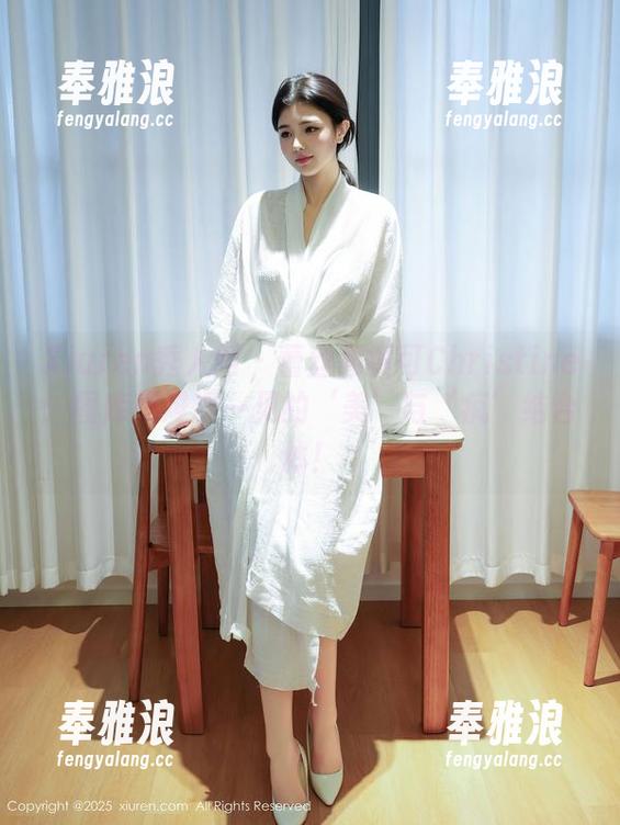 Xiuren秀人网 - 蕾丝和黄可Christine：图库里难得一见的‘美’与‘疯’结合体！