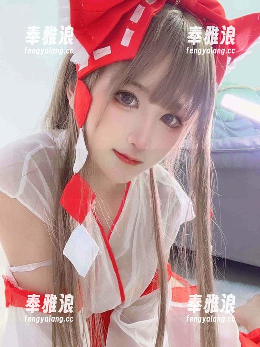 三度_69 一对一窥探:三度_69的裸足之旅,免费图册惊喜多多!