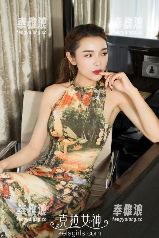 克拉女神-周迪 克拉女神 - 女孩的日常,周迪的写真,原图那么真实,好像随时能和你聊闲天。