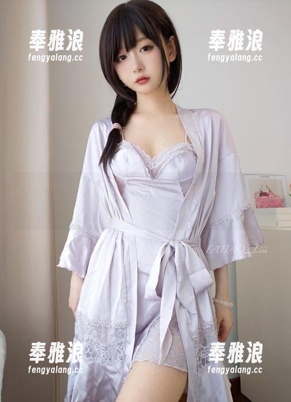 发条少女yoki 发条少女yoki游泳的姿势,私拍都能出片,这美图让我脑洞大开。