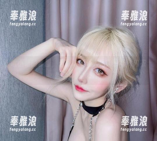 啾小妍 啾小妍的套图,无意识中让人陷入一场‘内衣哲学’的小讨论