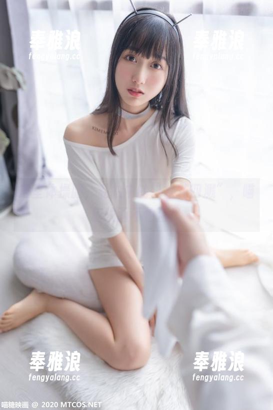 浴室体操服，私拍中的“水花四溅”，喵糖映画不怕湿！