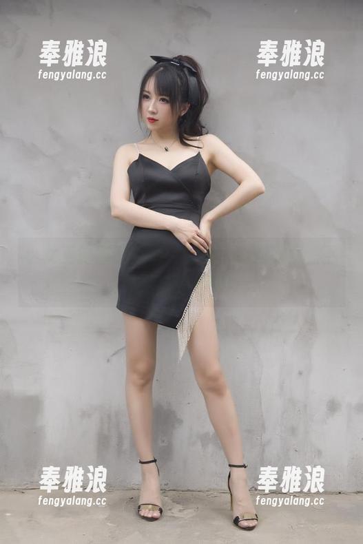 小女巫露娜 小女巫露娜的秀场:傲慢小姐姐剧照,下载后自愧不如!
