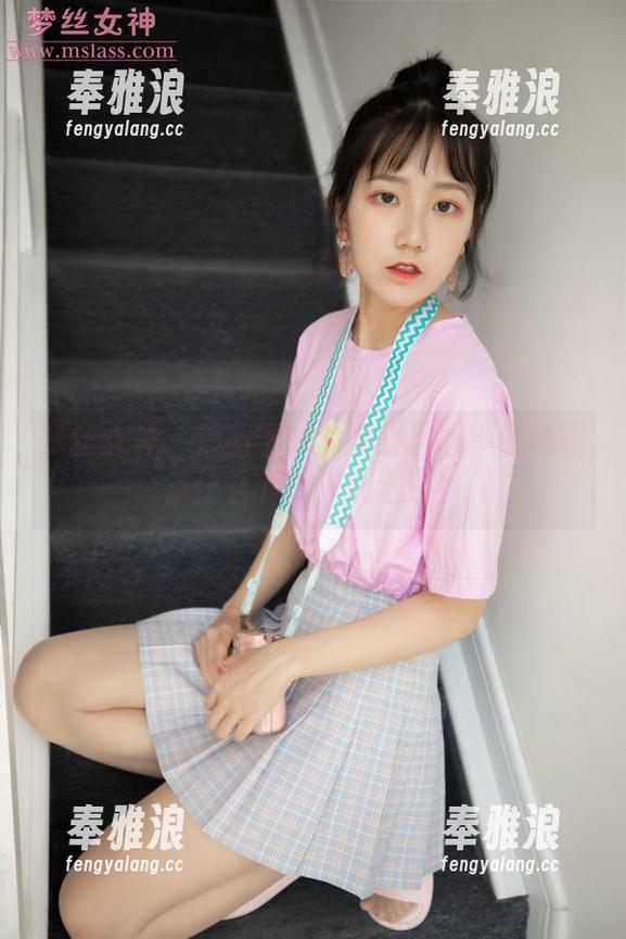 梦丝女神-晓晓 梦丝女神 - 想看学妹的真面目吗?晓晓图集任君下载,别迟疑!