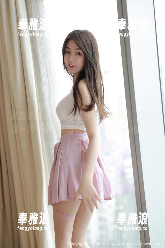 模范学院-吴思晚 模范学院 - 吴思晚的那个少女模样,原图像一段不完整的日记,照片却挺有趣的。