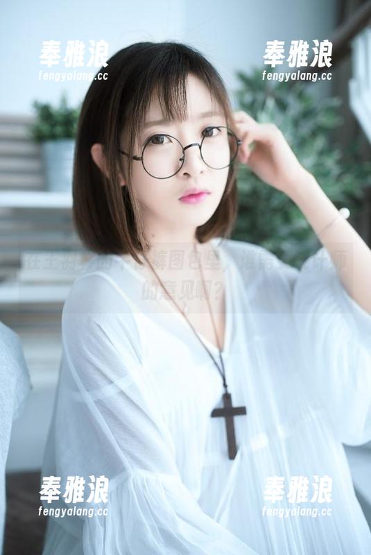 王羽杉 在王羽杉的牛仔裤图包里,谁需要设计师的意见啊?