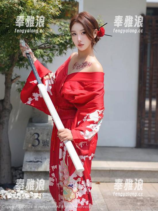 秀人网-Lovely璐璐 秀人网 - Lovely璐璐黑色:无圣光下的模糊边界与原图真相