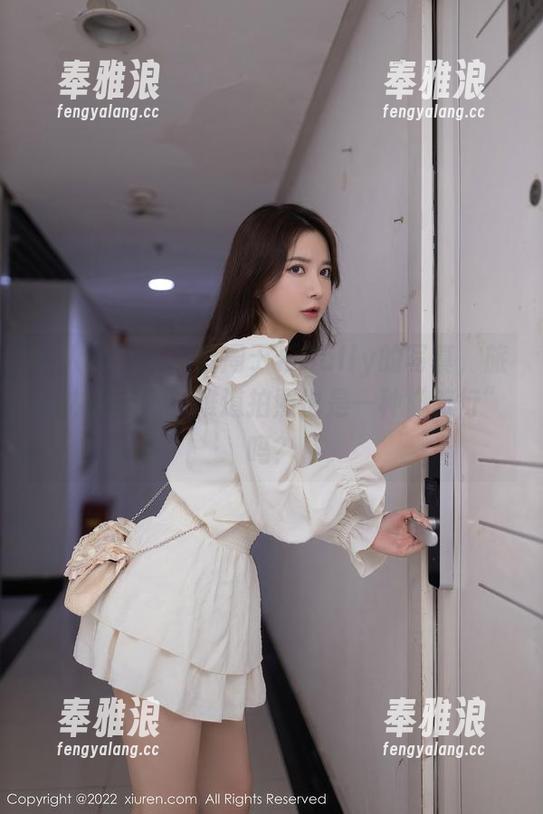 秀人网 - 在线看周于希Sally的写真，旅拍内容丰富，难道拍照也是一种“旅行”吗？