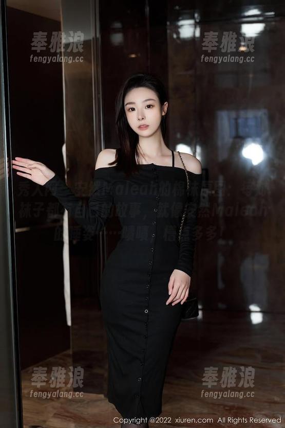 秀人网 - 安然Maleah的棉袜原图：每对袜子都有自己的故事，就像安然Maleah的睡姿……啧啧，槽点多多！