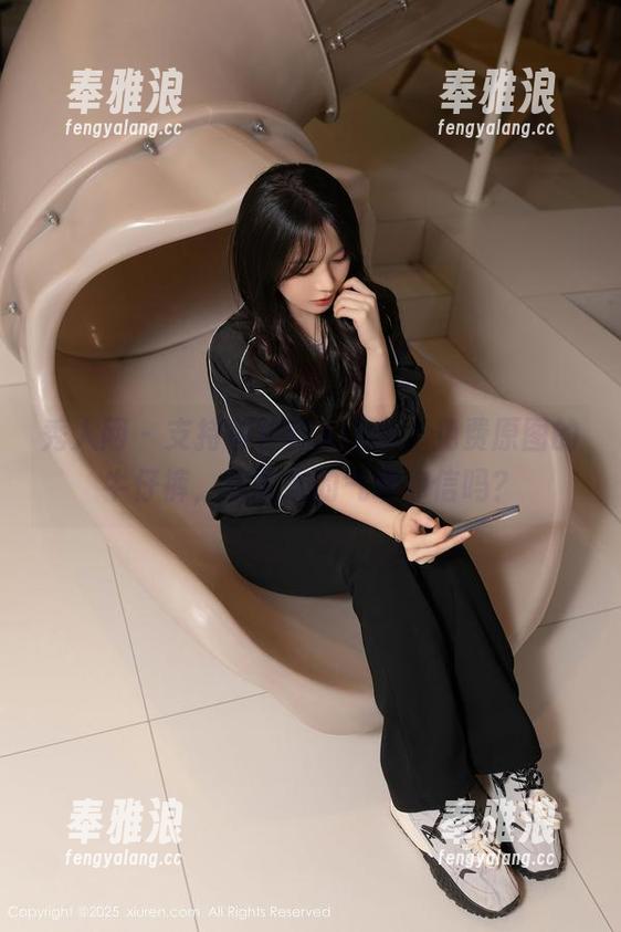 秀人网-容容容Alice 秀人网 - 支持容容容Alice,免费原图的牛仔裤,这散发的气场你信吗?