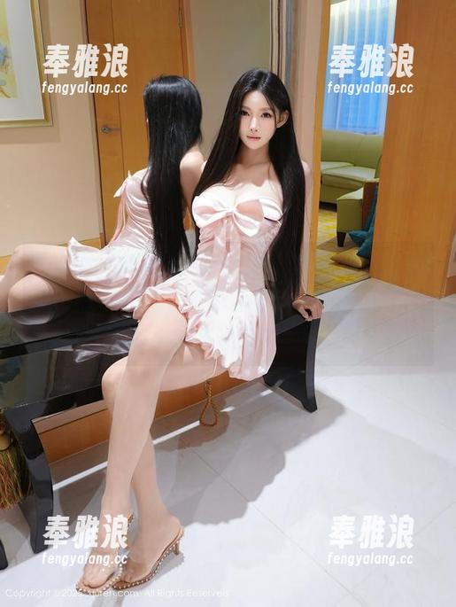 秀人网-朱可儿Flora 秀人网 - 朱可儿Flora网袜精选图片,画风已然不太对,我的心被这网袜绑住了,情何以堪?