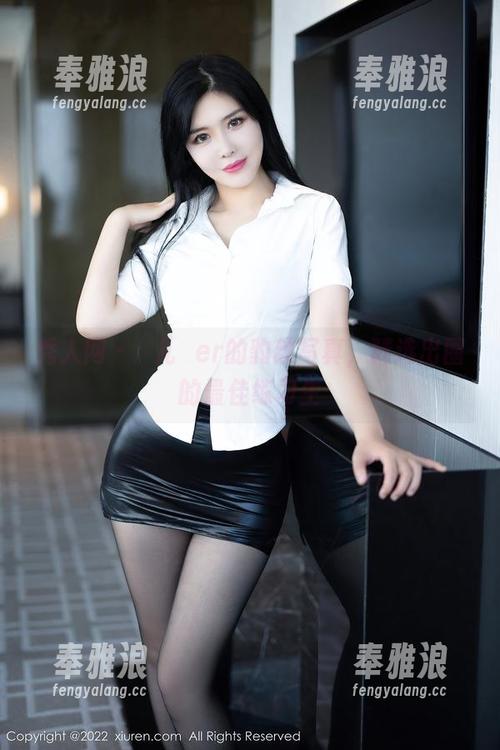 秀人网 - 玥儿玥er的豹纹写真，精选出圈的最佳练习生