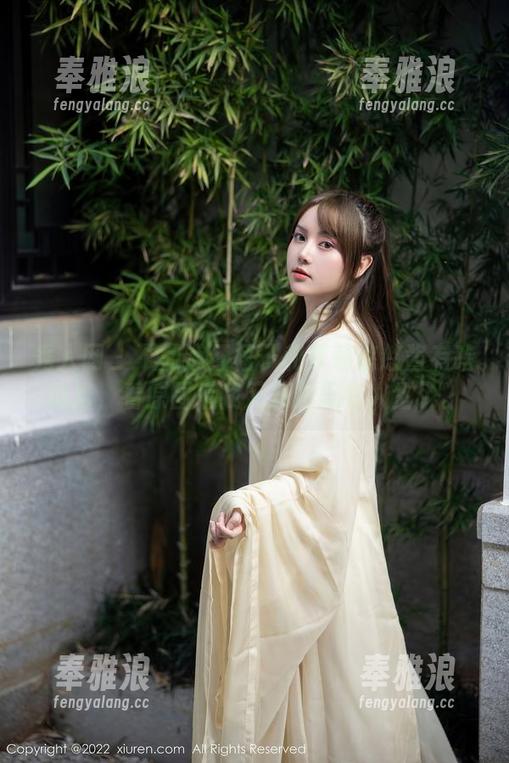 秀人网 - 不知道红裙子和萝莉悠悠酱有啥勾当，看原图后我又开始思考人生了。