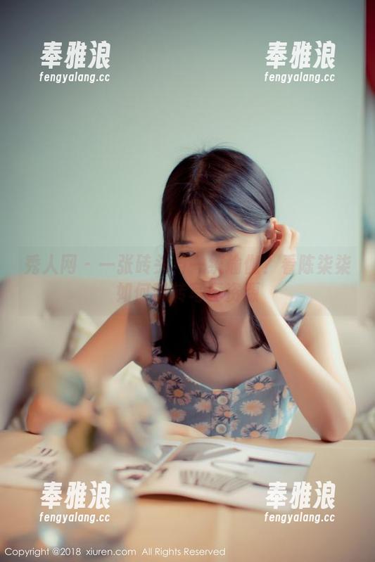秀人网-陈柒柒 秀人网 - 一张砖头与一统瑜伽?看陈柒柒如何玩转写真资源