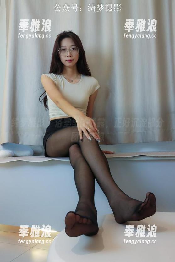 绮梦摄影 - 浴室里的露露，正好沉淀部分图库随想
