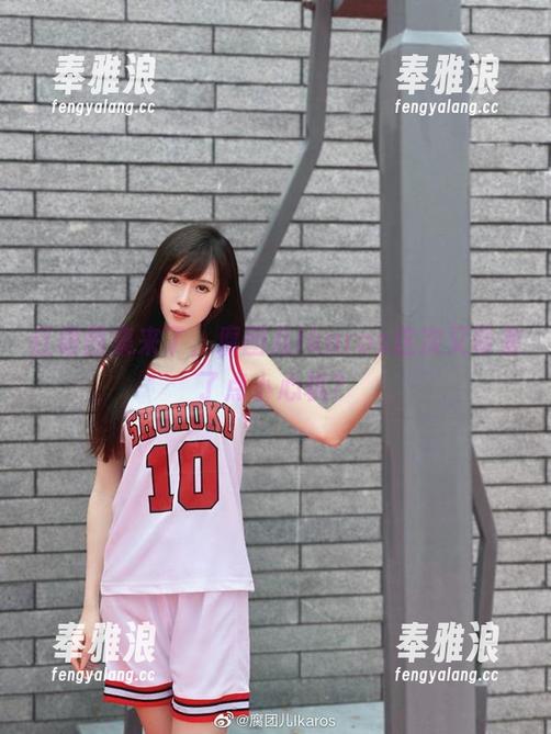 红裙图集来了，腐团儿Ikaros这次又带来了点小心机？