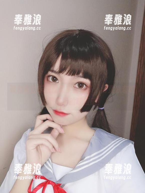 芋圆侑子 照相机的玩法就像芋圆侑子,闪灵泳装和美图搭配的呼应感!