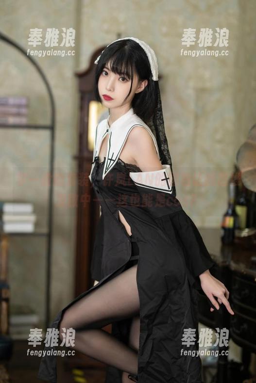 许岚LAN 非一般的套装,许岚LAN的图包让我思维发散中——这也能是cos?