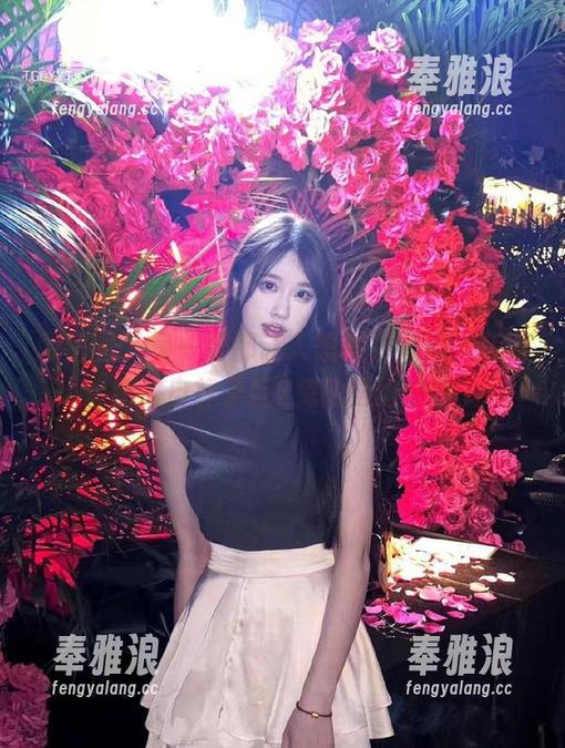 微密圈 - 每一张都让人想多看几遍，高清套图来自轩子巨2兔的网络收藏。