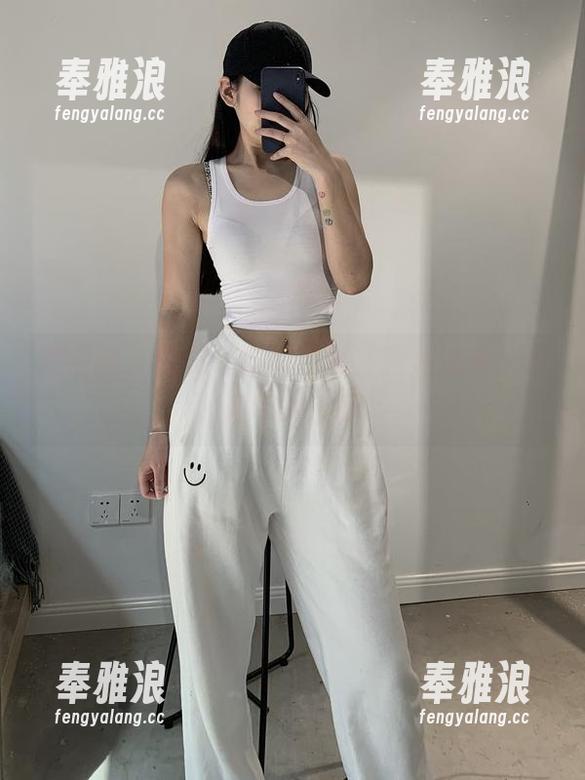 微密圈 - 陈佩奇的新写真，脸贴过来，资源不敢小觑