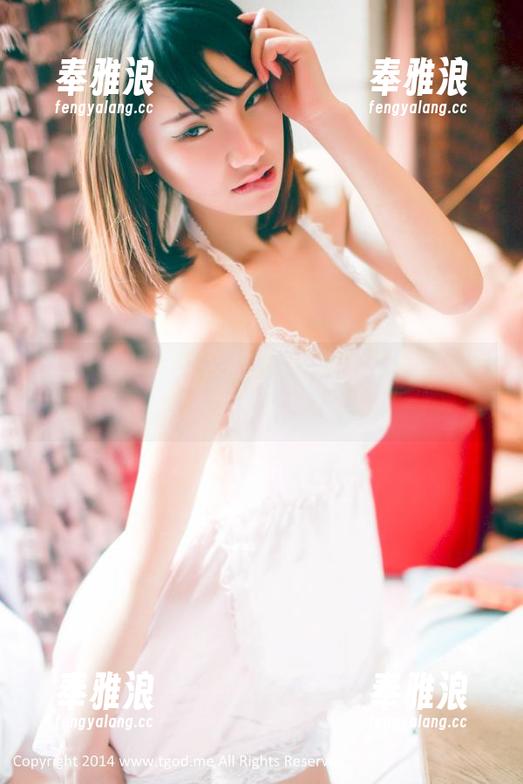 青豆客 - 牛仔裤+谭晓彤=完美全套写真，不得了！